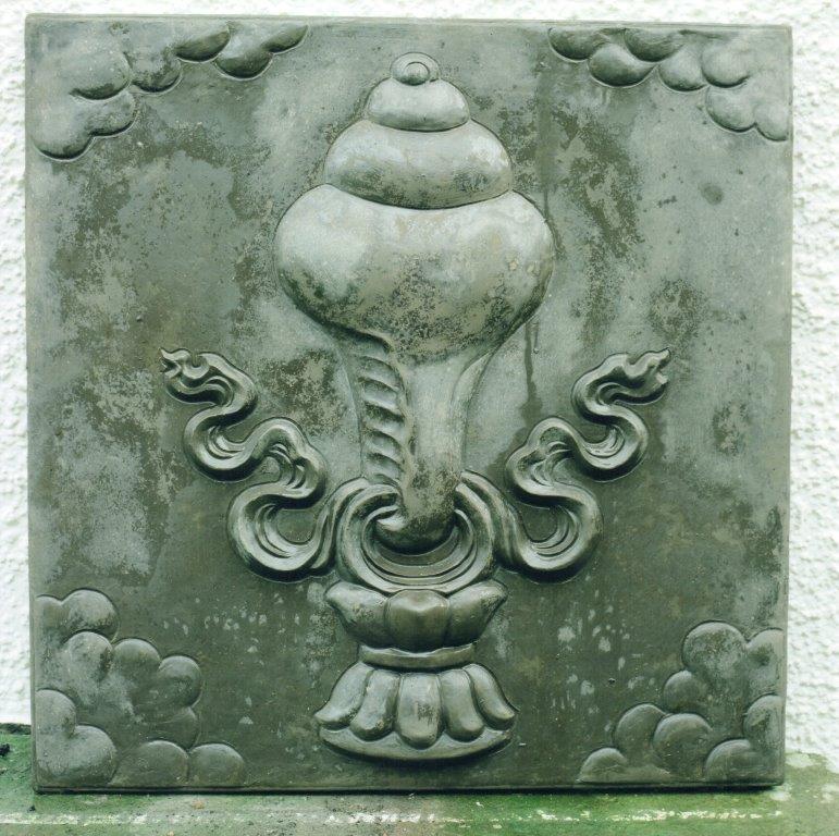 The Auspicious Conchshell